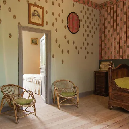 Historic Mansion By River Casa vacanze