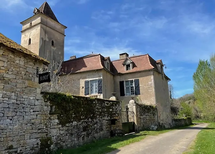 بيت للعطل Historic Mansion By River