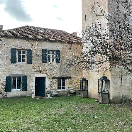 Ferienhaus Historic Mansion By River