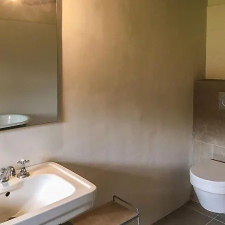 Ferienhaus Historic Mansion By River Cenevieres