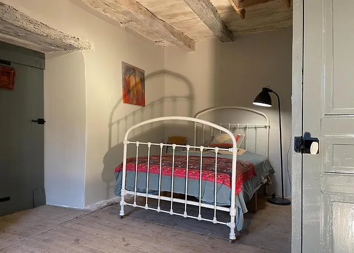 Historic Mansion By River