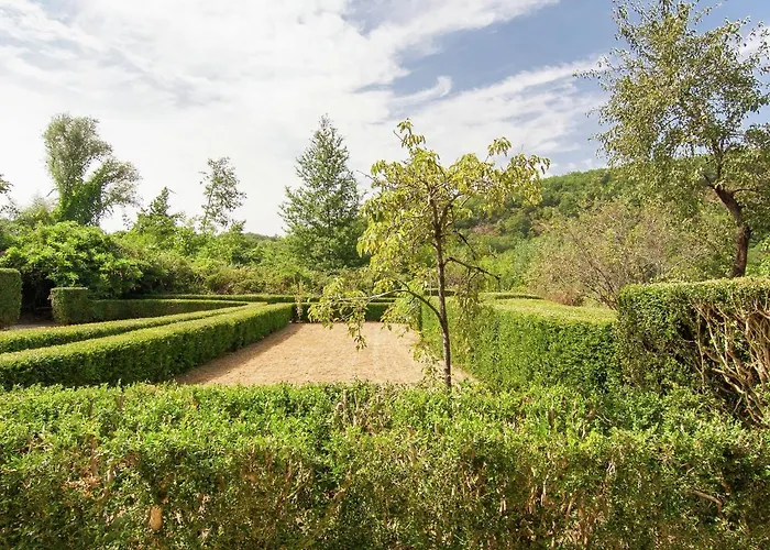 Historic Mansion By River Ferienhaus