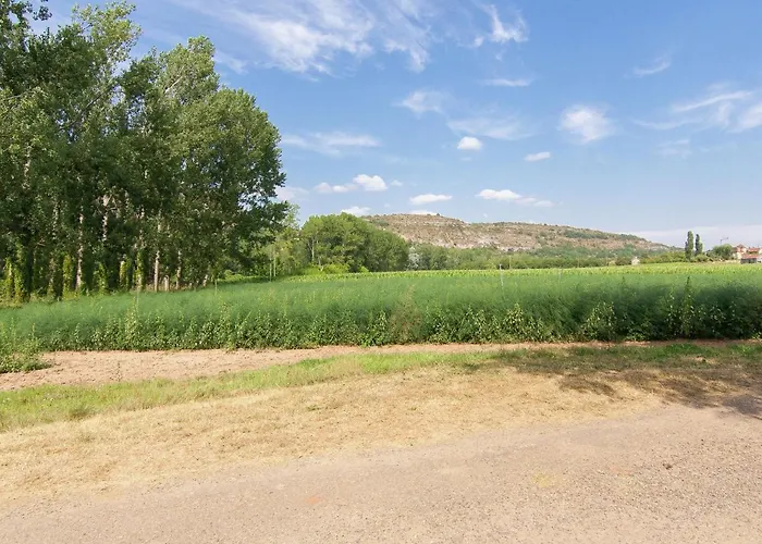 Historic Mansion By River Ferienhaus Cenevieres
