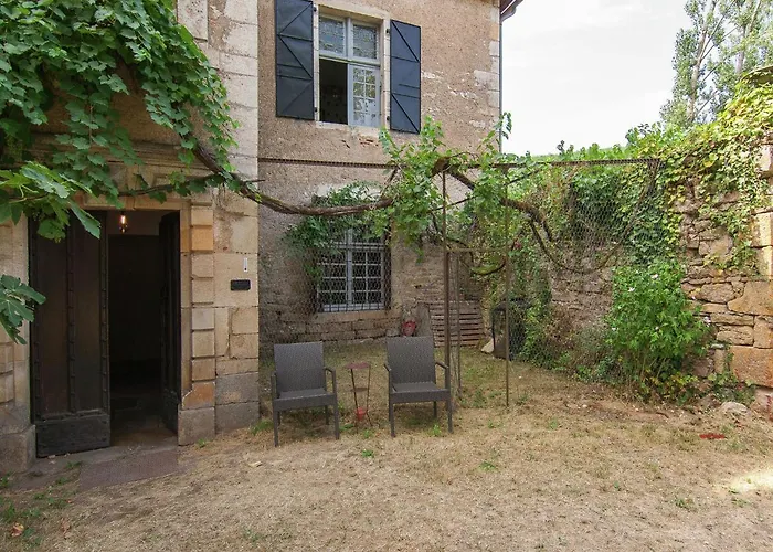 Historic Mansion By River Ferienhaus